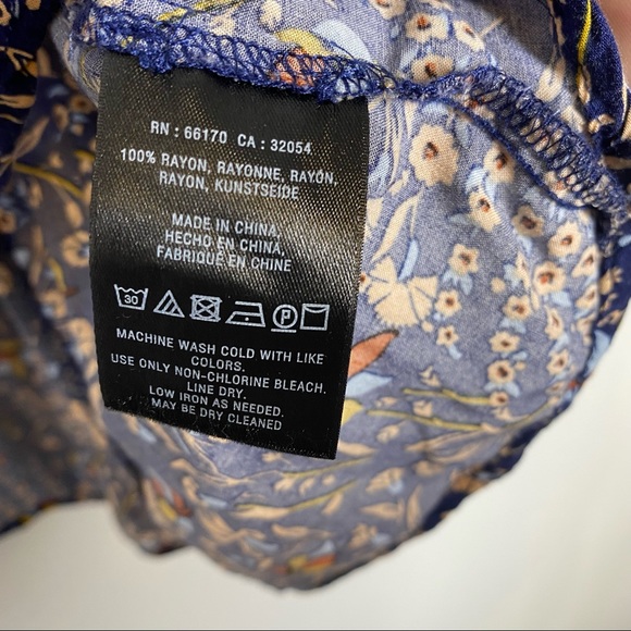 ANTHRO Maeve Tie Neck Swing Blouse Floral XS Boho - Picture 6 of 6